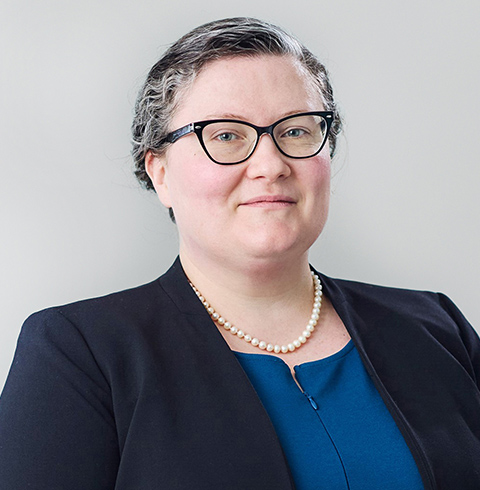 A headshot of Laura Grant.