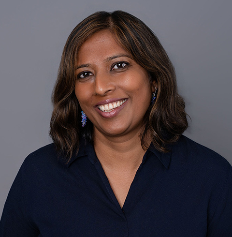 A headshot of Roshni Ghosh.