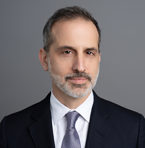 A headshot of Jason Leckerman.