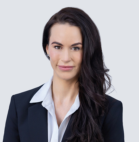 A headshot of Whitney Miner.