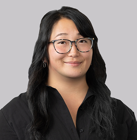 A headshot of Anna Otsuka.