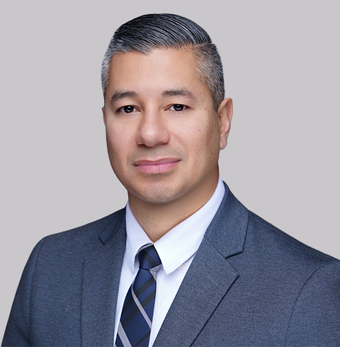 A headshot of Juan Pereira.